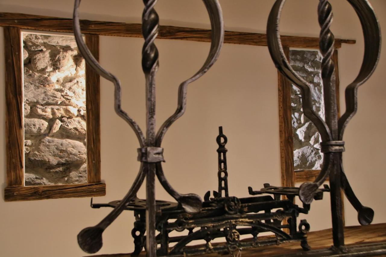 Gasthof Zum Loewen Aschau Im Zillertal Esterno foto