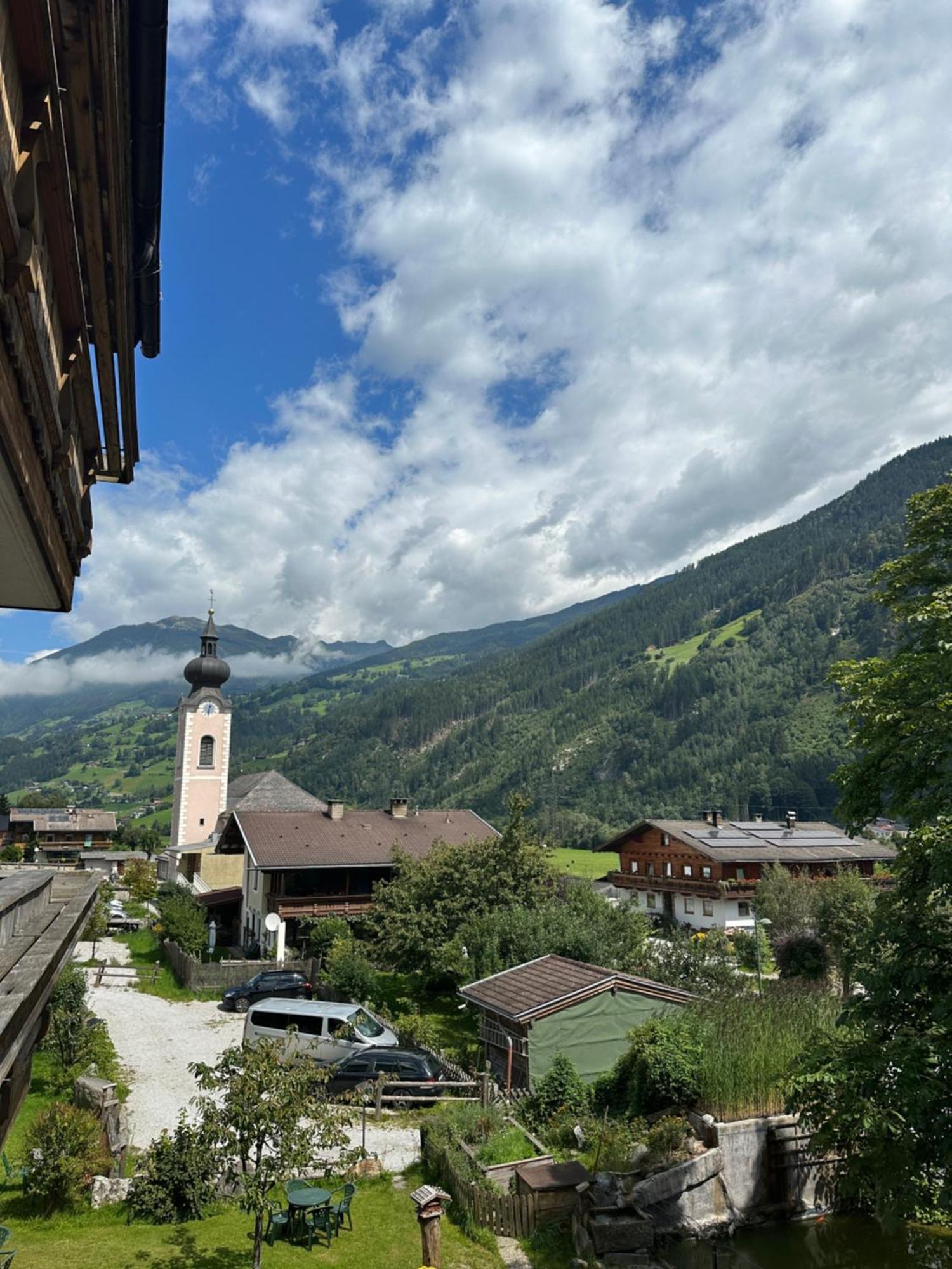 Gasthof Zum Loewen Aschau Im Zillertal Esterno foto